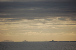 b├еtturen heim fr├е Midsund_ Vigra i bakgrunnen